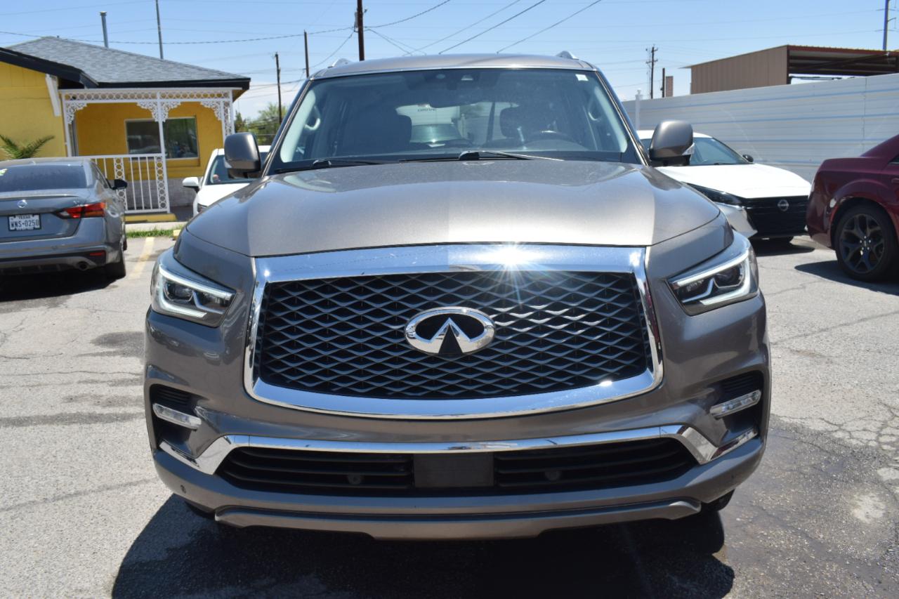 Infiniti QX80 LUXE 2019