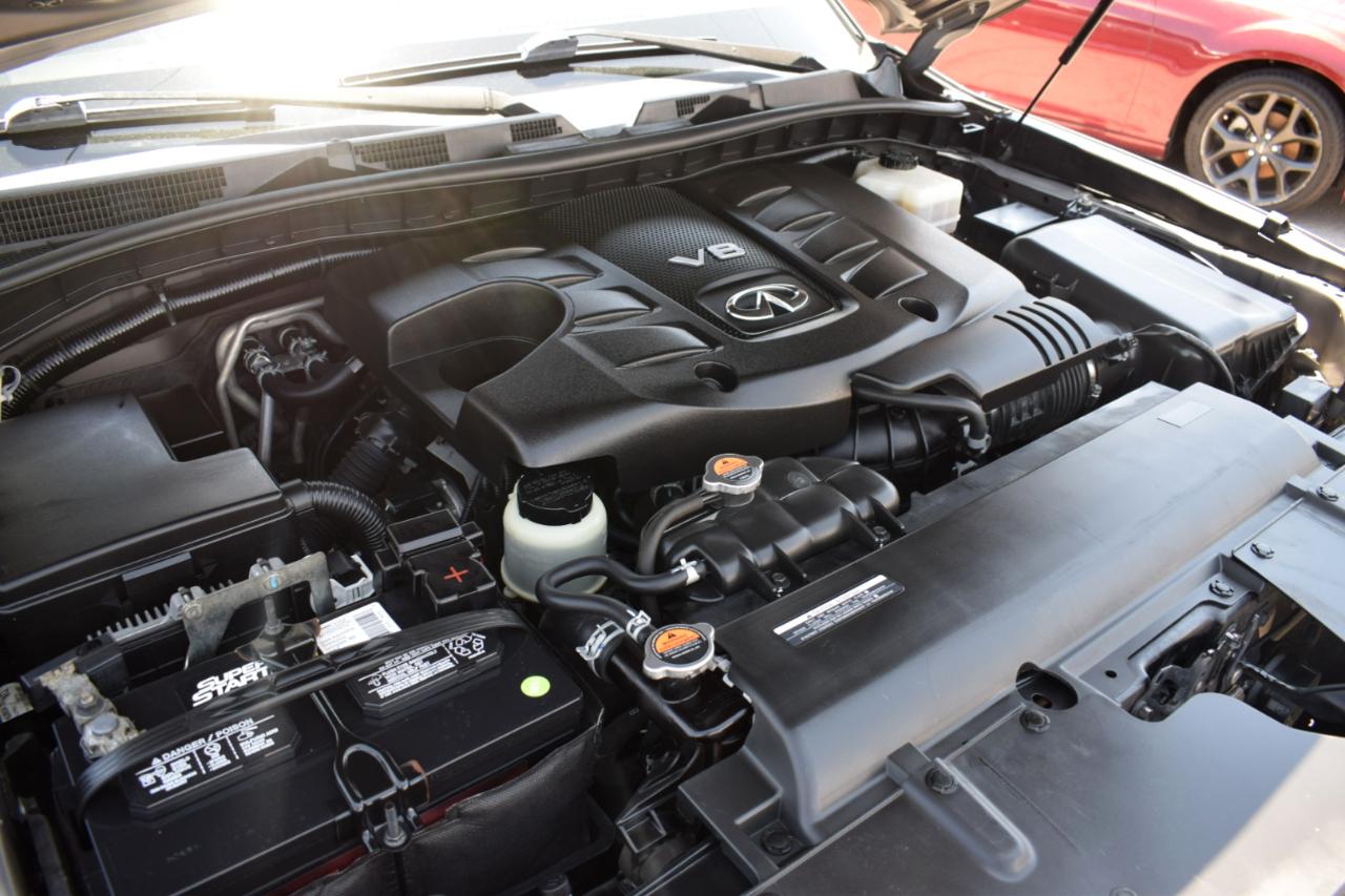 Infiniti QX80 LUXE 2019
