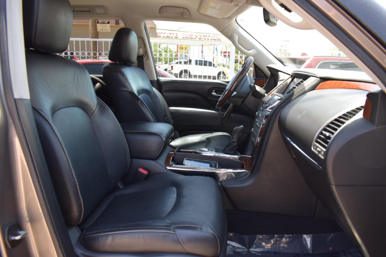 Infiniti QX80 LUXE 2019