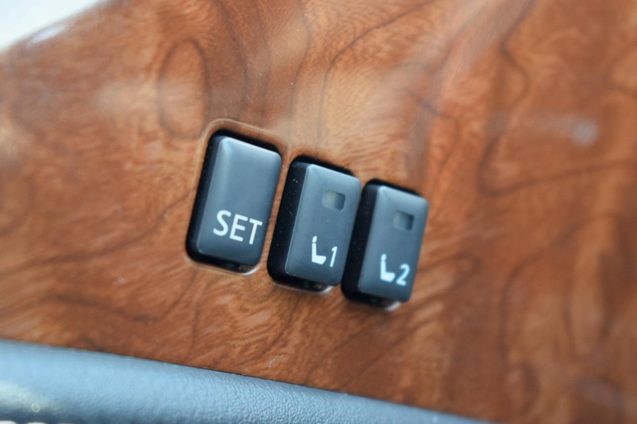 Infiniti QX80 LUXE 2019