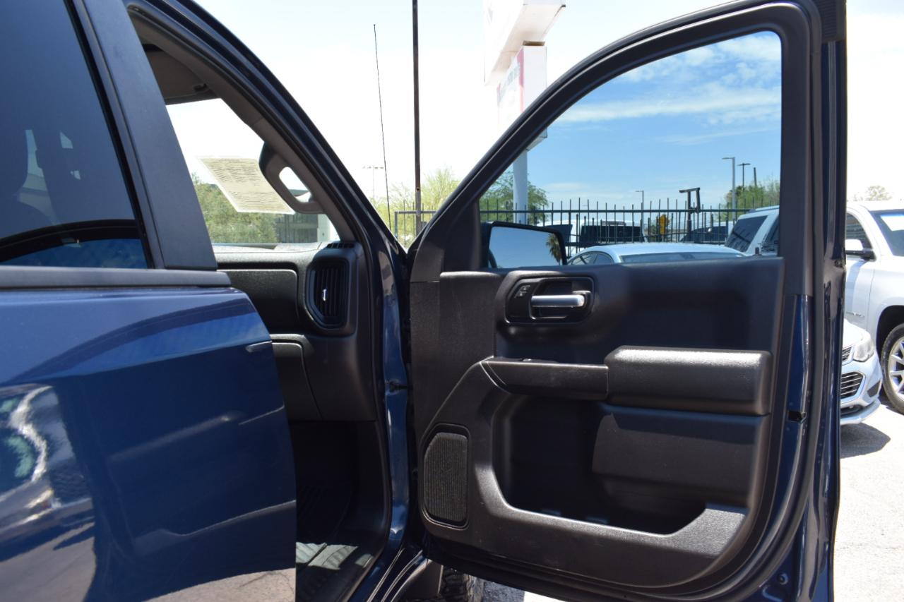 Chevrolet Silverado 1500 Custom Trail Boss Crew Cab Short Box 4WD 2020