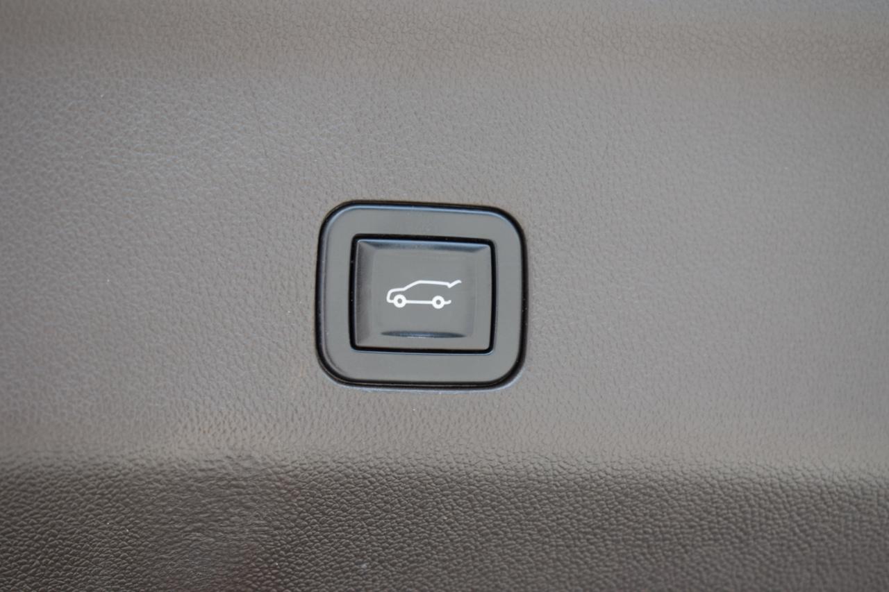 Cadillac Escalade ESV Sport AWD 2021
