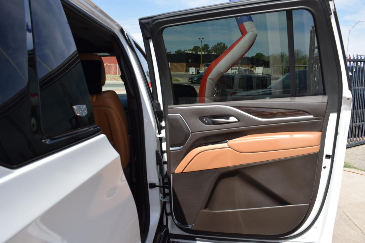 Cadillac Escalade ESV Sport AWD 2021
