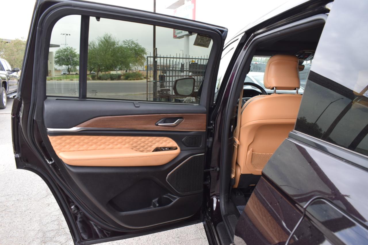 Jeep Grand Cherokee L Summit 4WD 2022