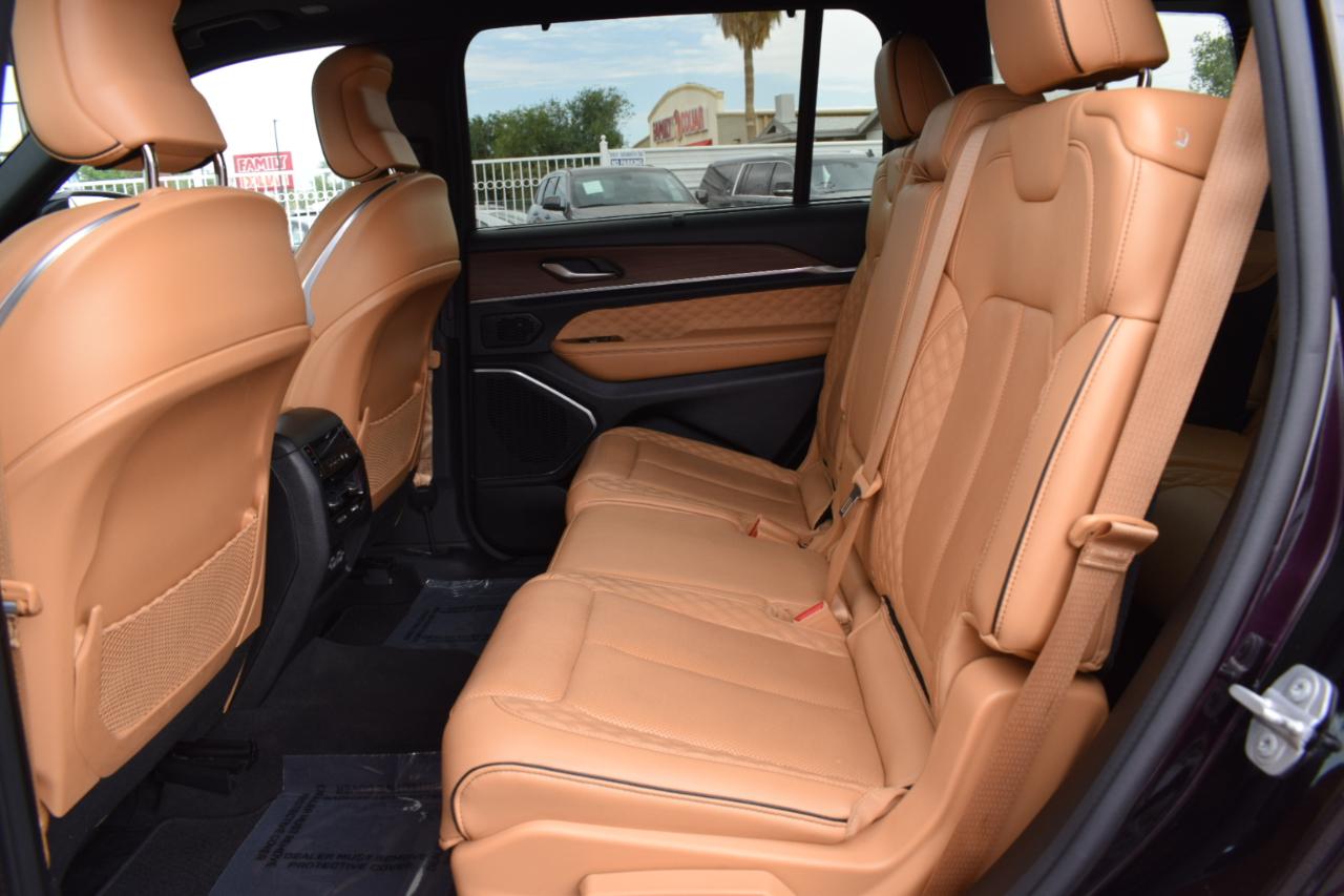 Jeep Grand Cherokee L Summit 4WD 2022