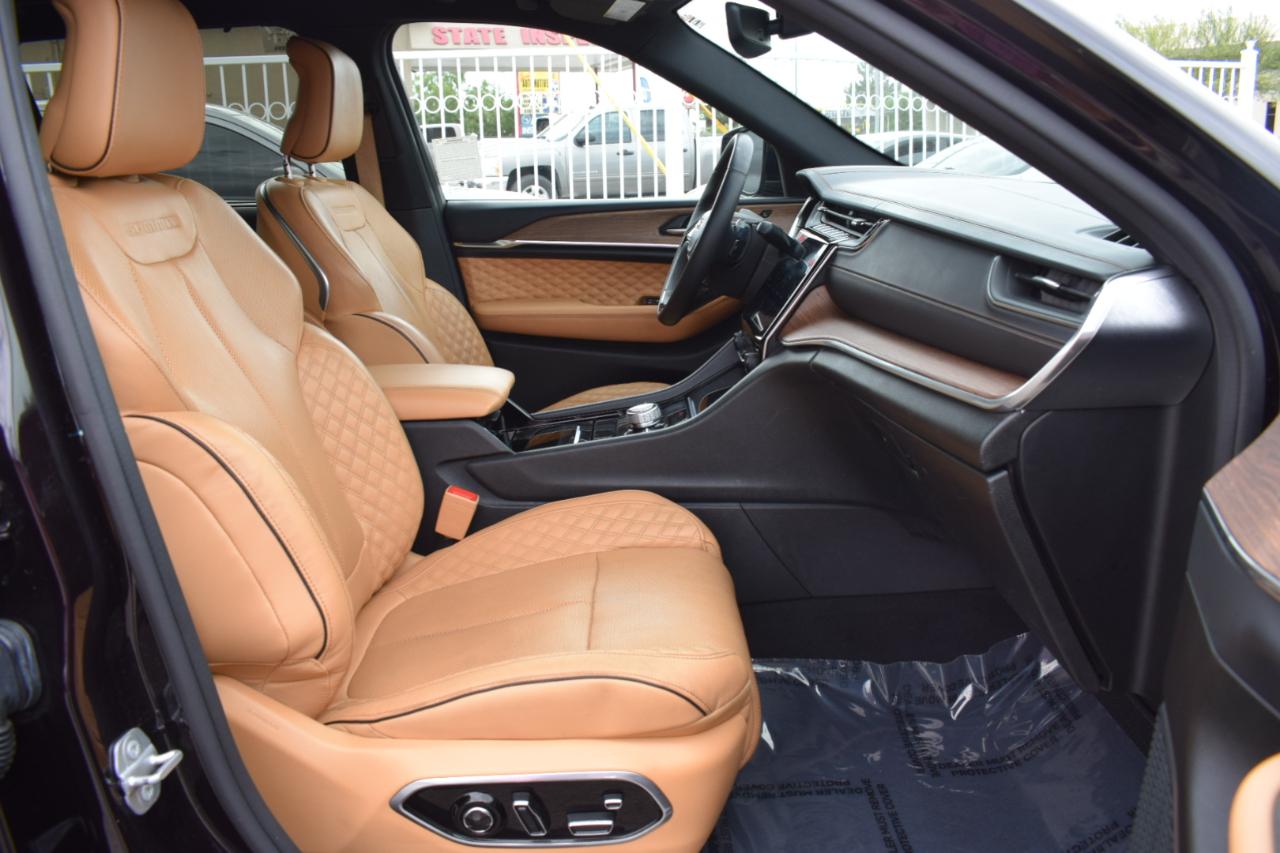 Jeep Grand Cherokee L Summit 4WD 2022