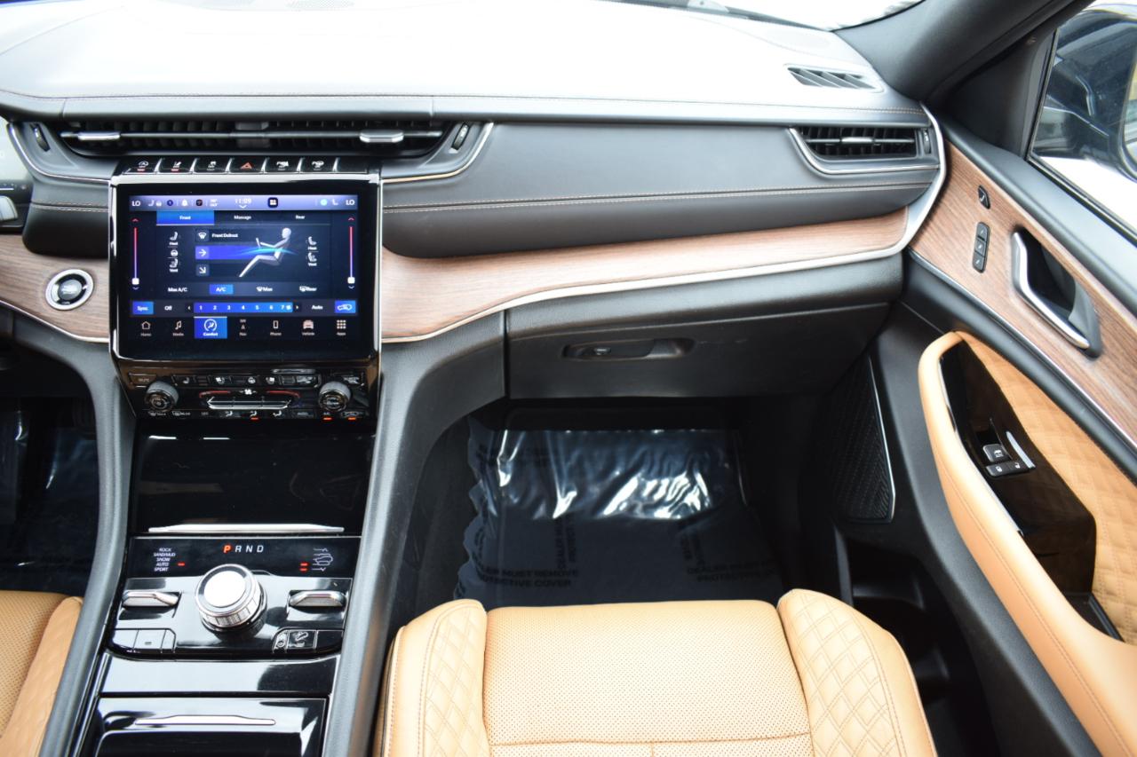 Jeep Grand Cherokee L Summit 4WD 2022