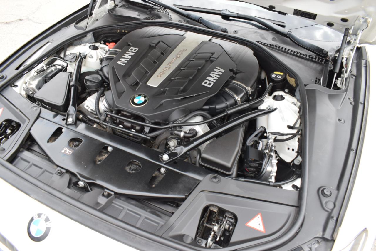 BMW 5-Series 550i 2016