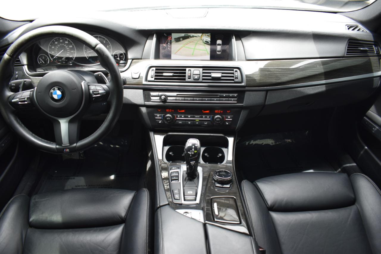 BMW 5-Series 550i 2016