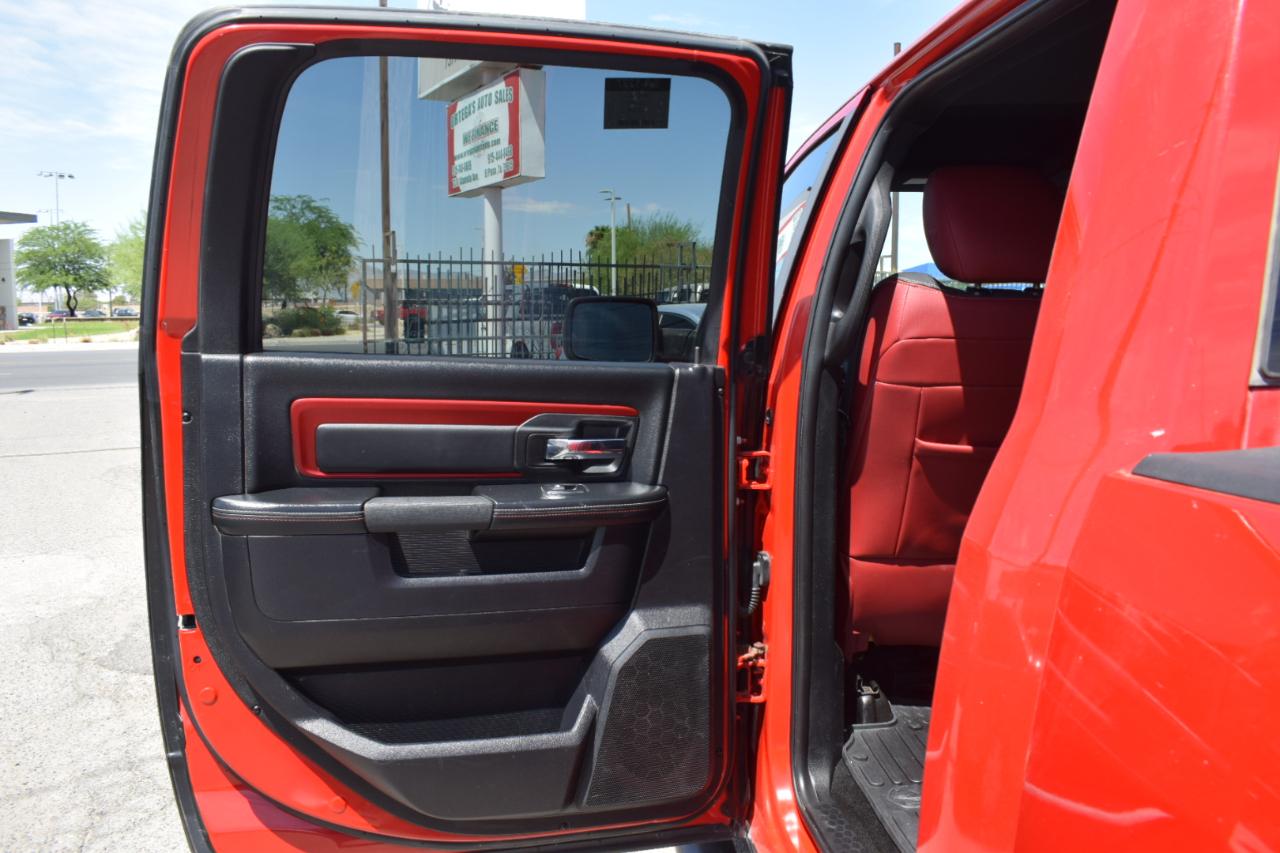 RAM 1500 Rebel Crew Cab SWB 4WD 2016