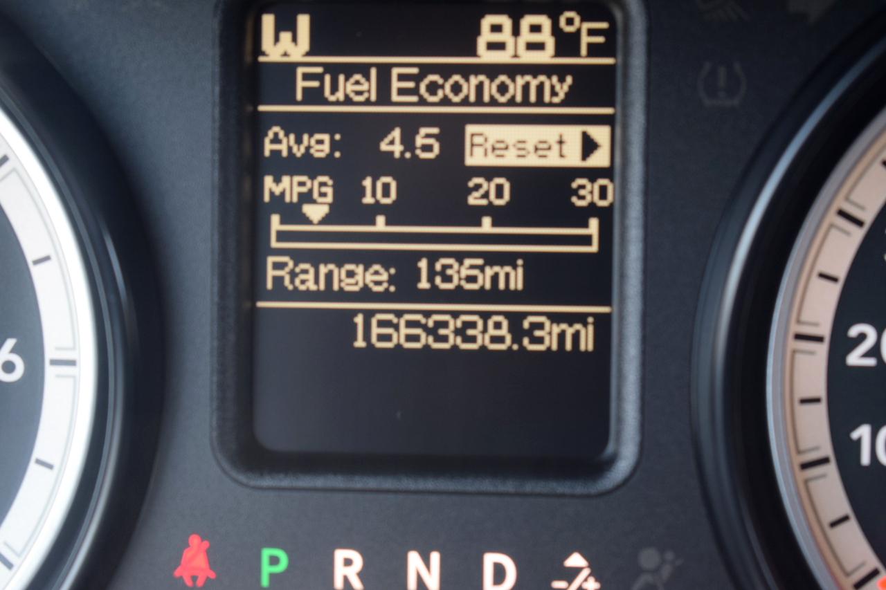 RAM 1500 Rebel Crew Cab SWB 4WD 2016