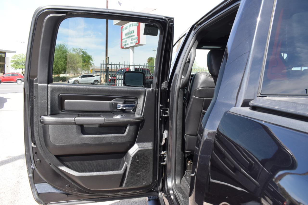 RAM 1500 Rebel Crew Cab SWB 4WD 2018