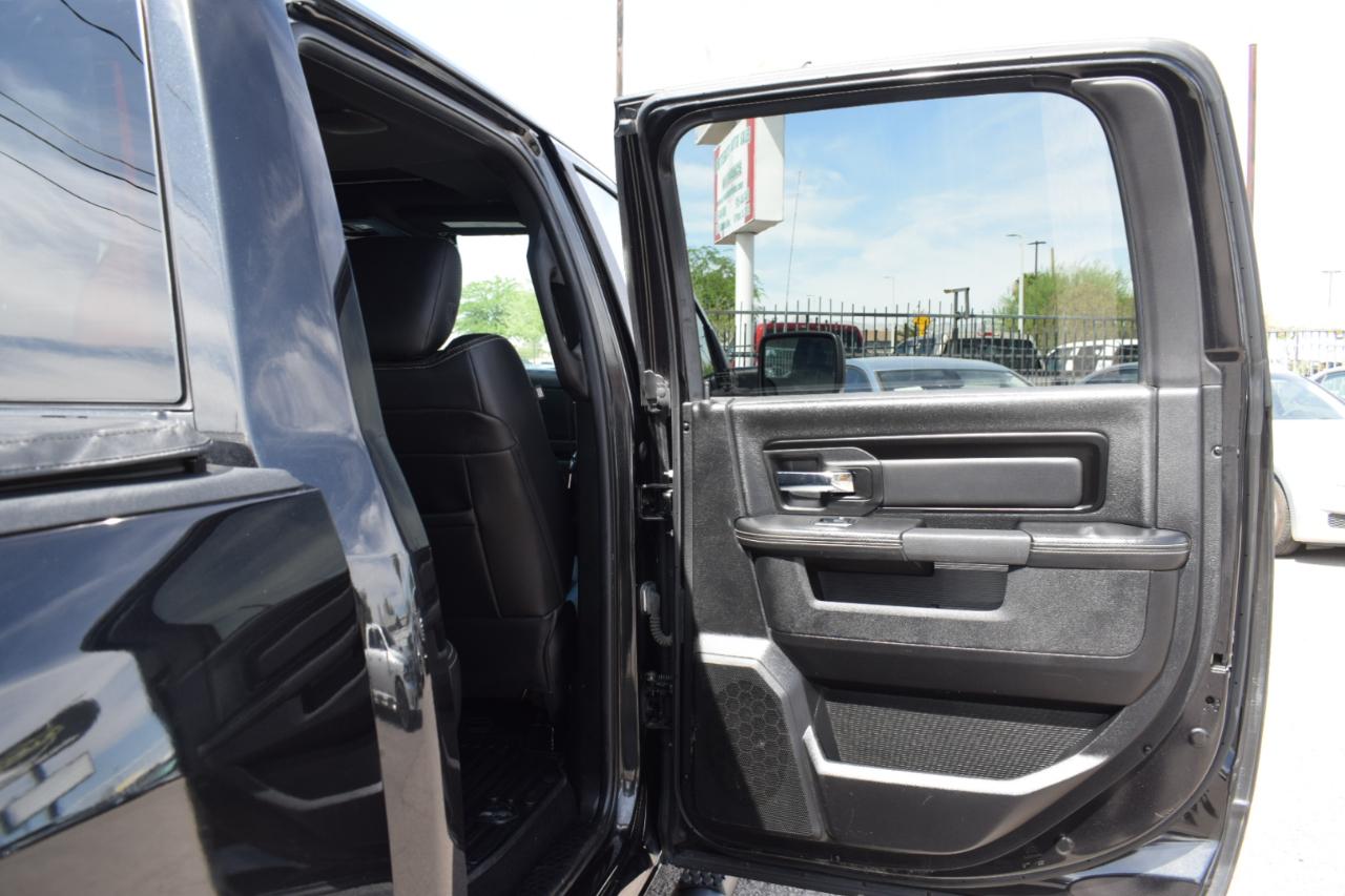 RAM 1500 Rebel Crew Cab SWB 4WD 2018