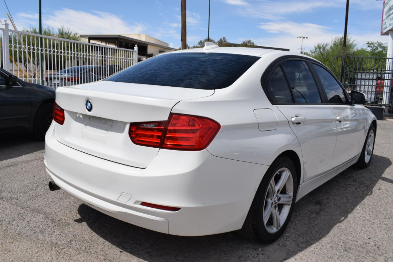 BMW 3-Series 320i Sedan 2015