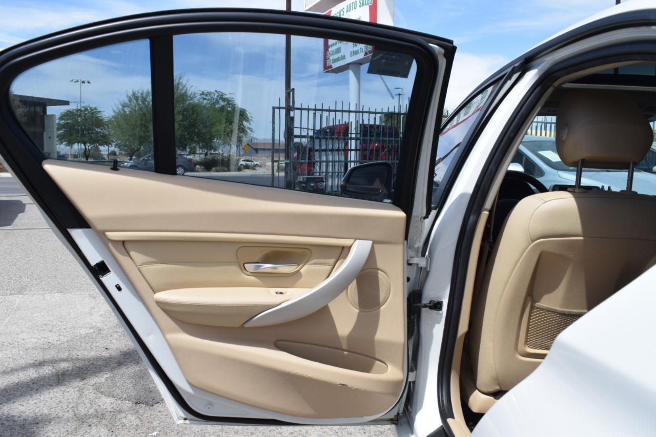 BMW 3-Series 320i Sedan 2015