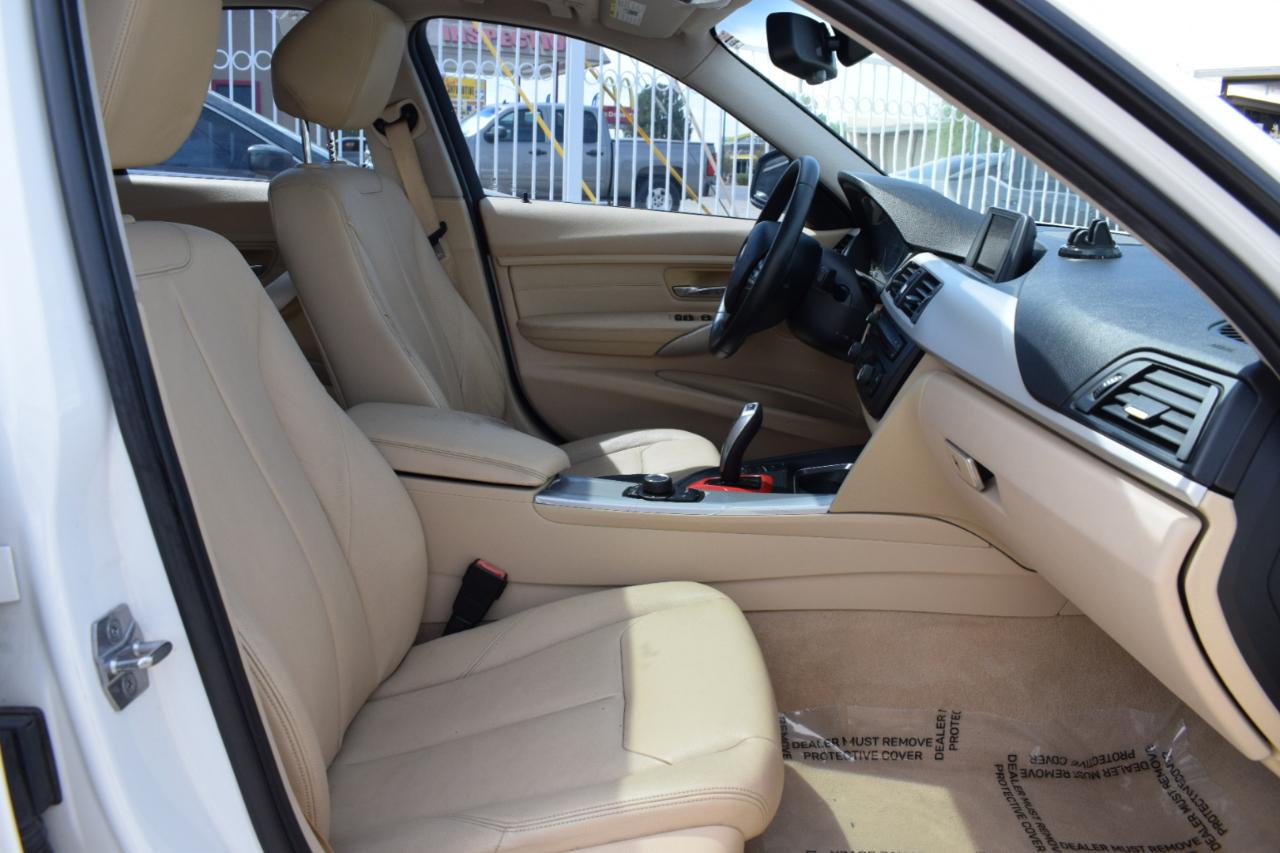 BMW 3-Series 320i Sedan 2015