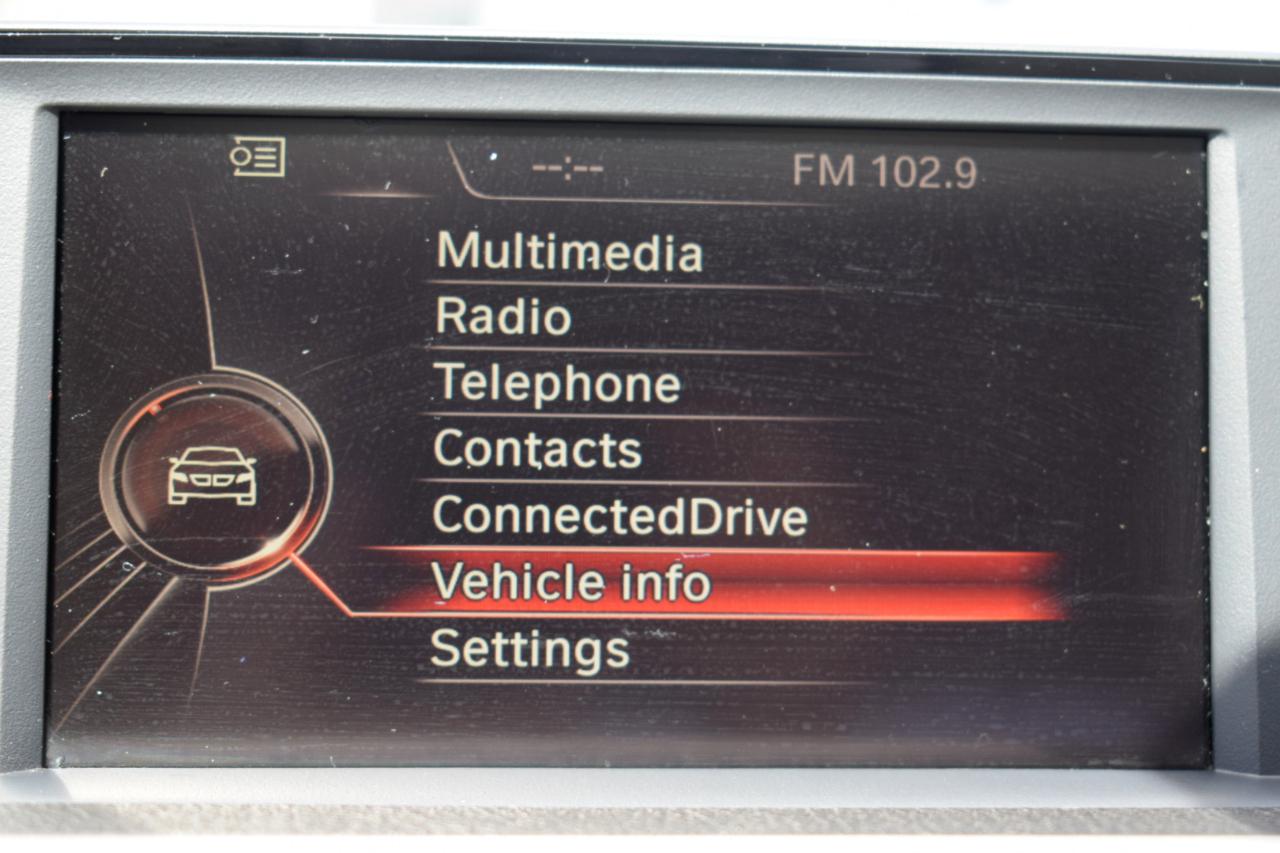 BMW 3-Series 320i Sedan 2015
