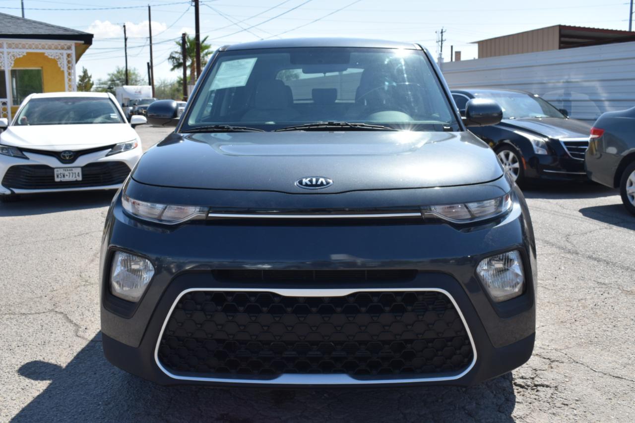 Kia Soul LX CVT 2021
