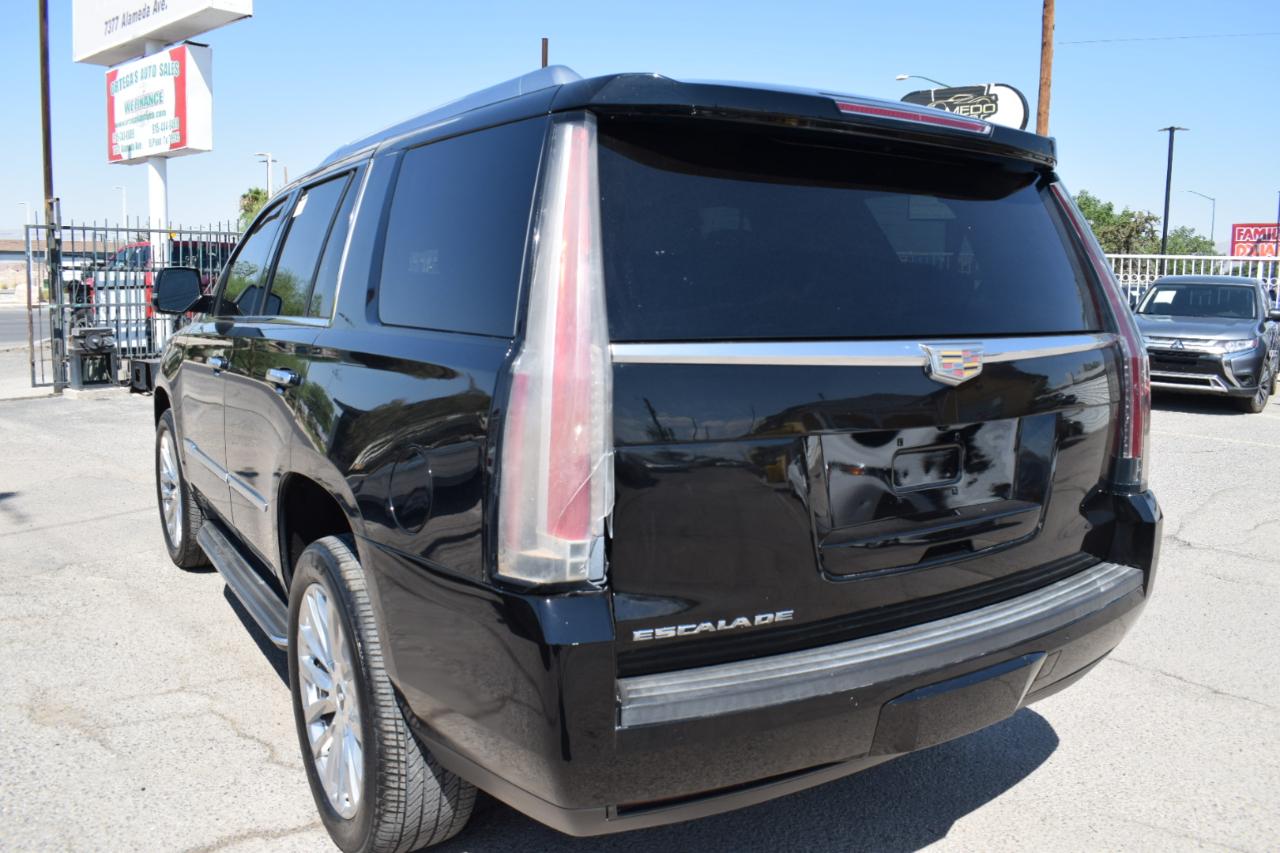 Cadillac Escalade Luxury 2WD 2015