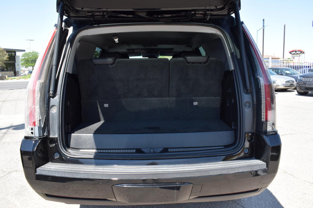 Cadillac Escalade Luxury 2WD 2015