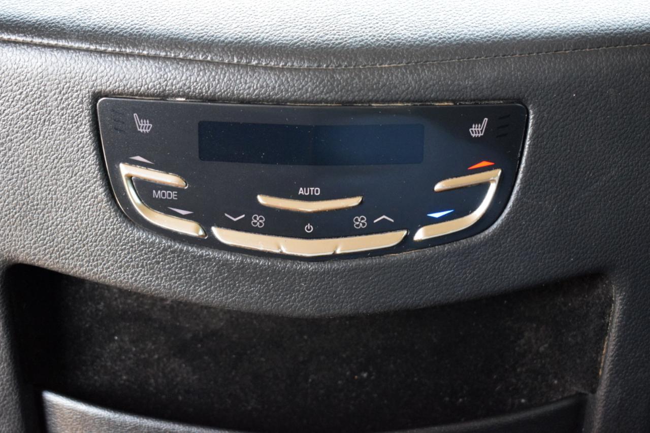 Cadillac Escalade Luxury 2WD 2015