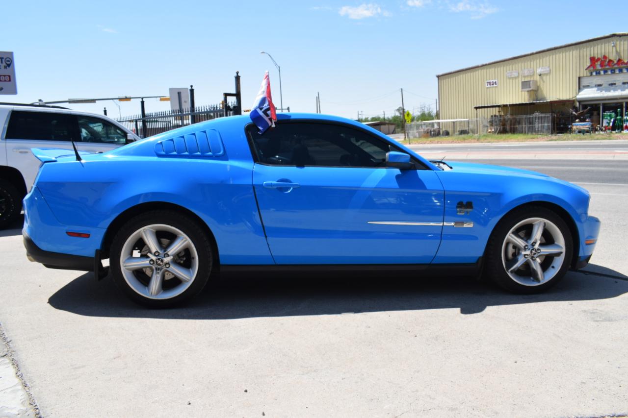 Ford Mustang GT Coupe 2010