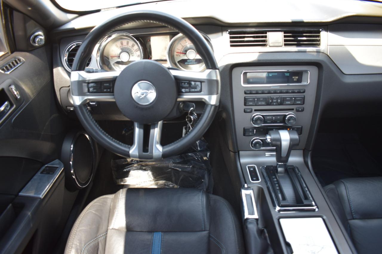 Ford Mustang GT Coupe 2010