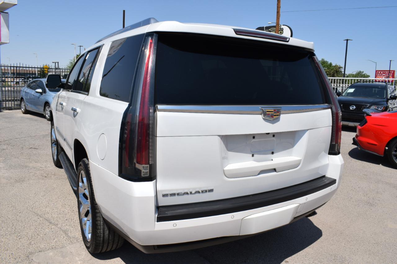 Cadillac Escalade Luxury 4WD 2016