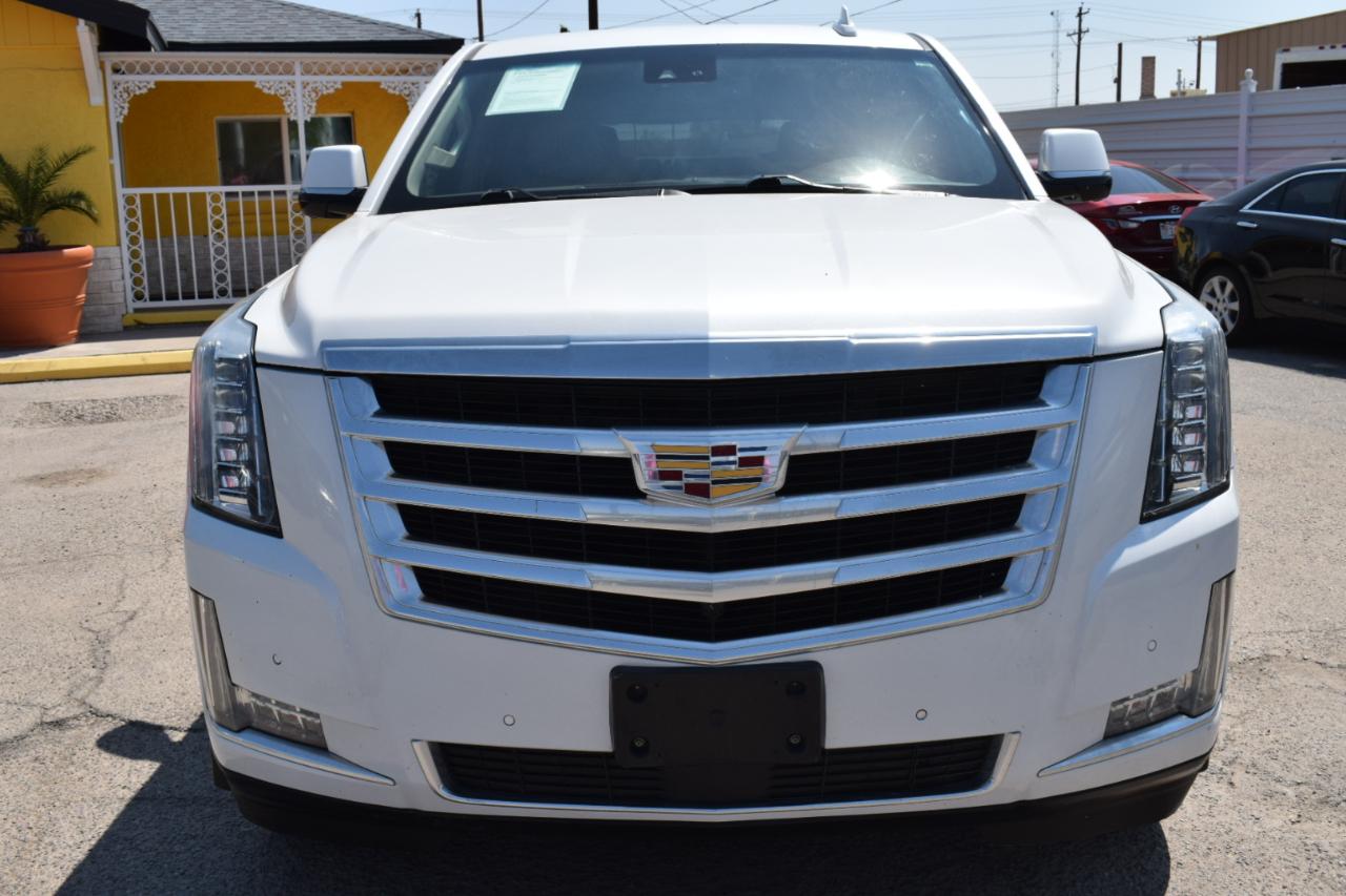 Cadillac Escalade Luxury 4WD 2016