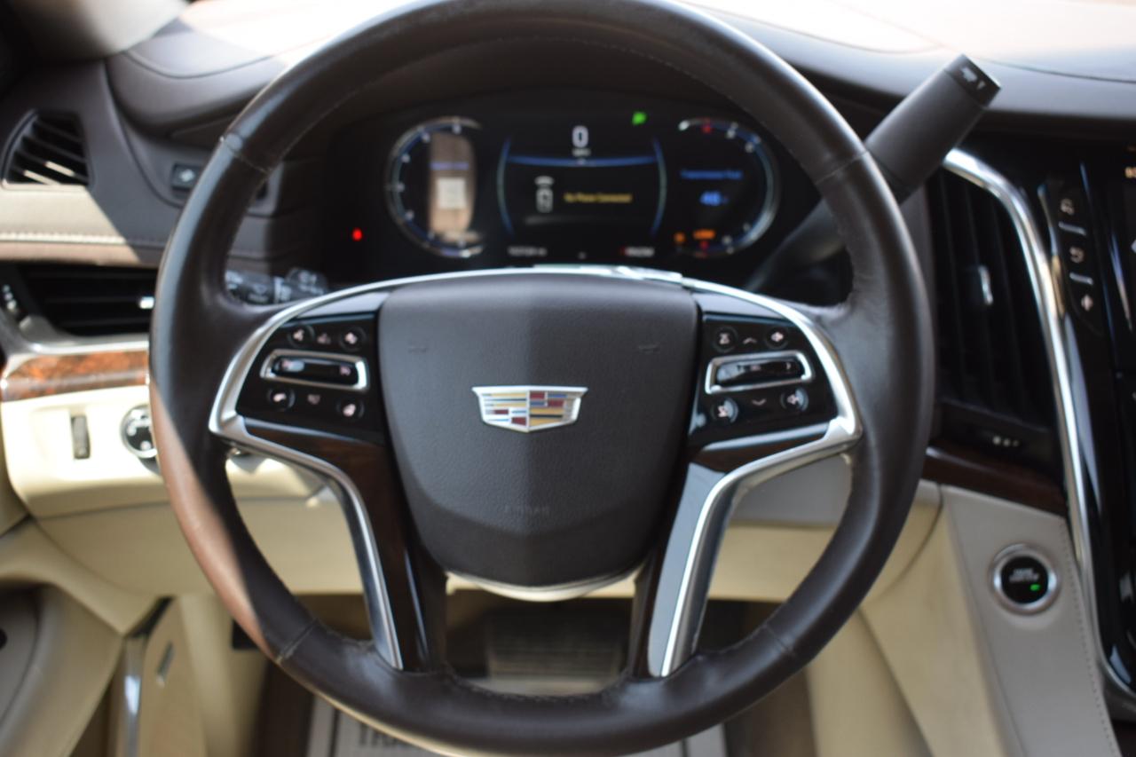Cadillac Escalade Luxury 4WD 2016