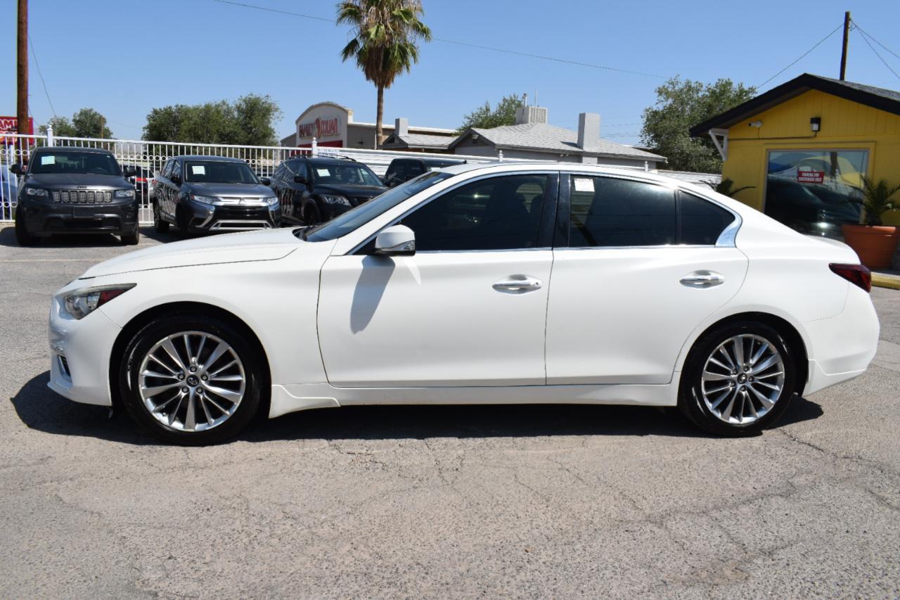 Infiniti Q50 3.0t LUXE AWD 2018