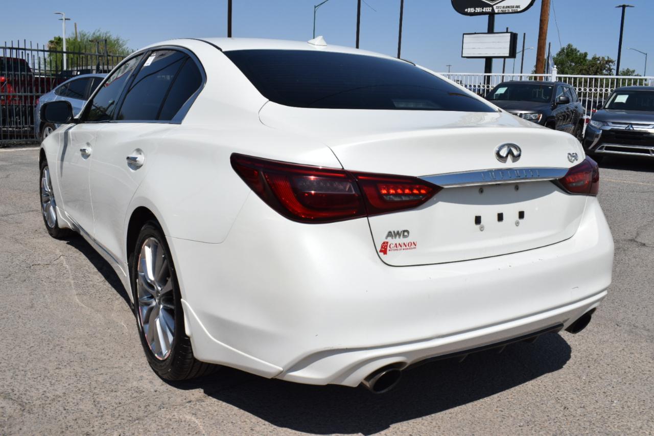 Infiniti Q50 3.0t LUXE AWD 2018