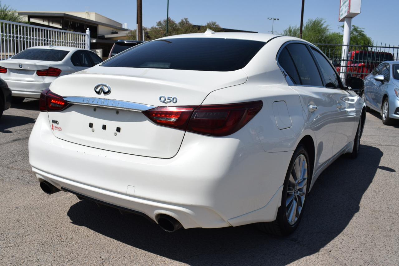 Infiniti Q50 3.0t LUXE AWD 2018