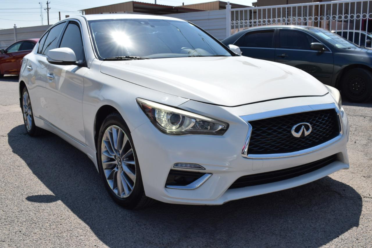 Infiniti Q50 3.0t LUXE AWD 2018