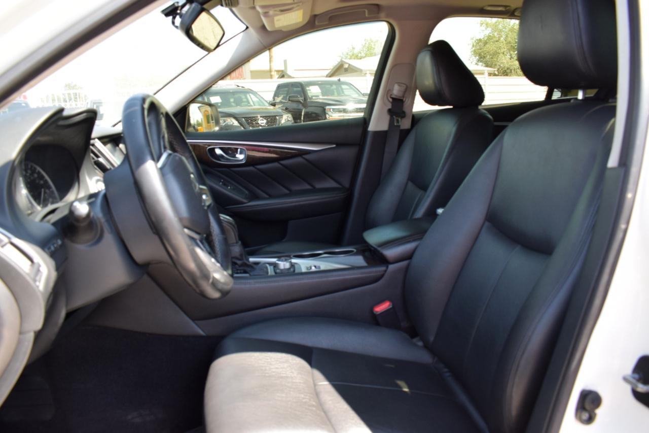 Infiniti Q50 3.0t LUXE AWD 2018