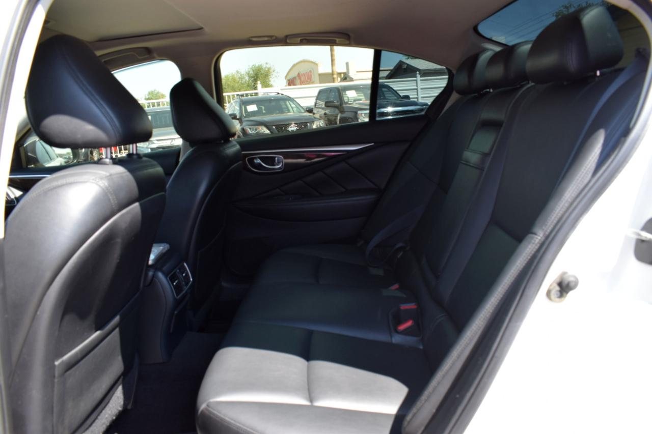 Infiniti Q50 3.0t LUXE AWD 2018