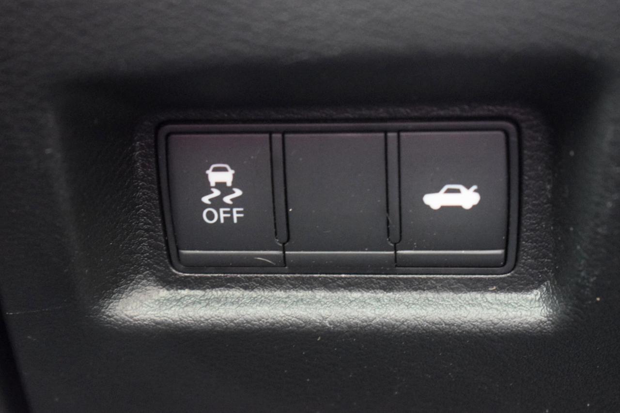 Infiniti Q50 3.0t LUXE AWD 2018