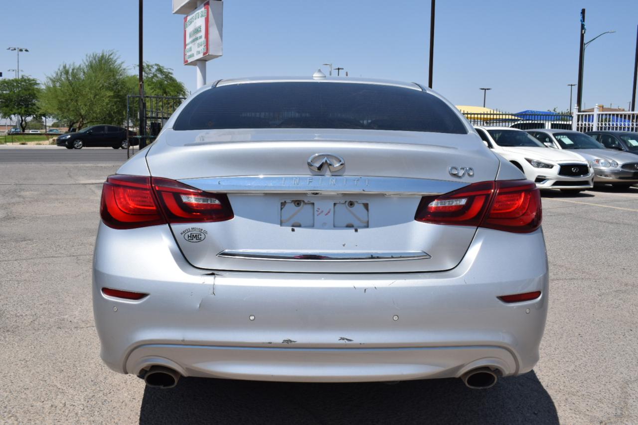 Infiniti Q70 3.7 2017