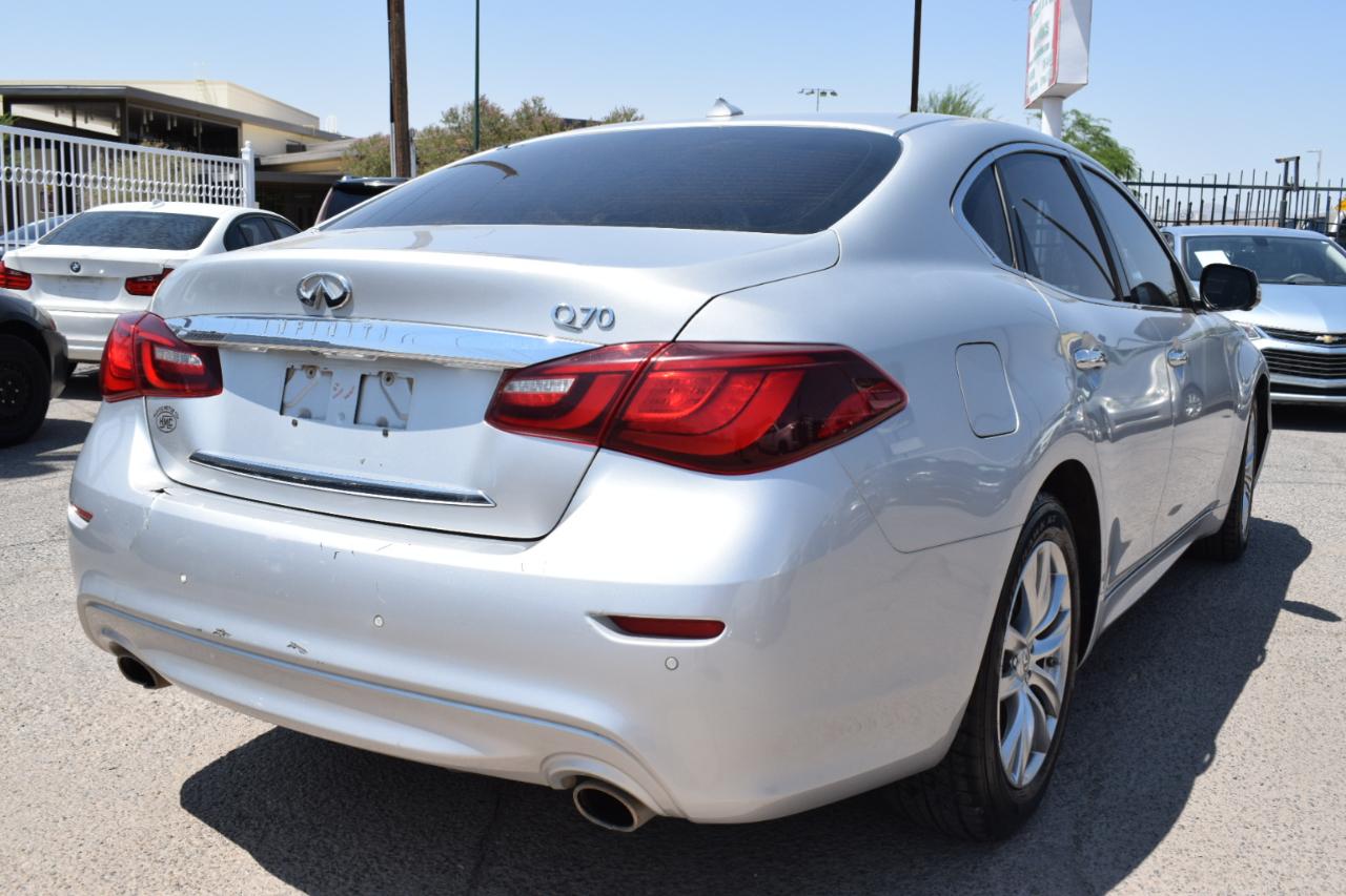 Infiniti Q70 3.7 2017