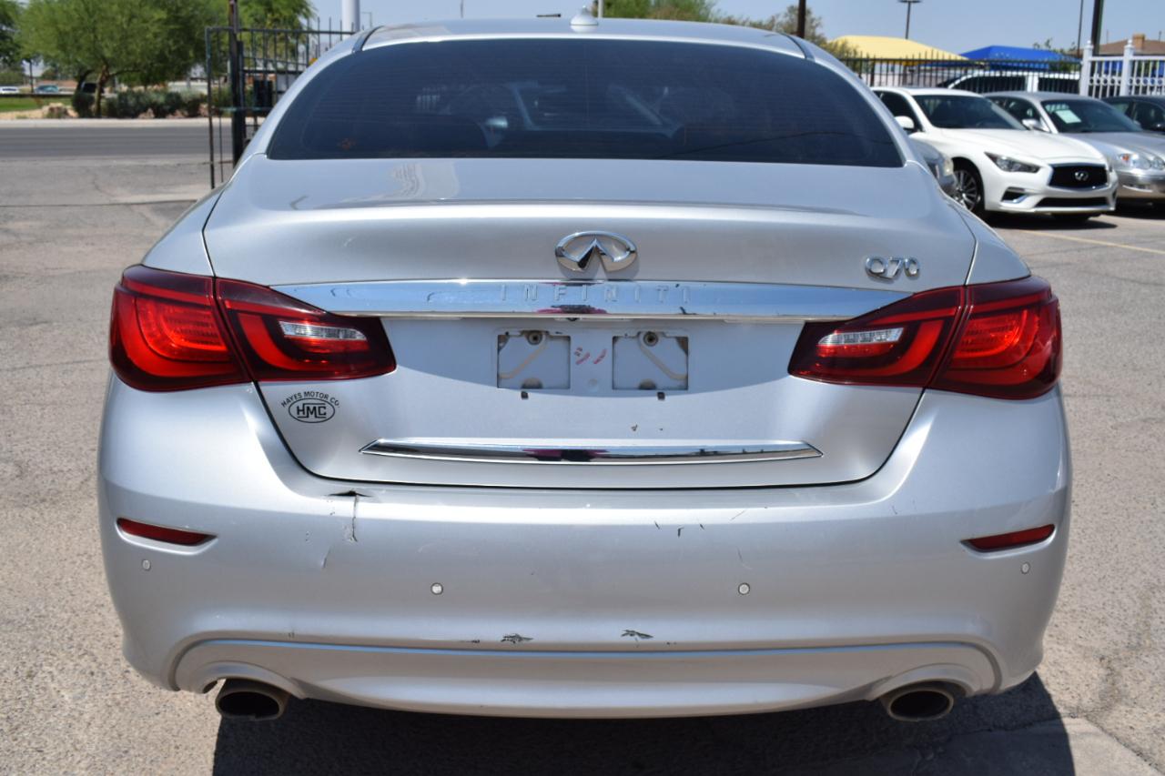Infiniti Q70 3.7 2017