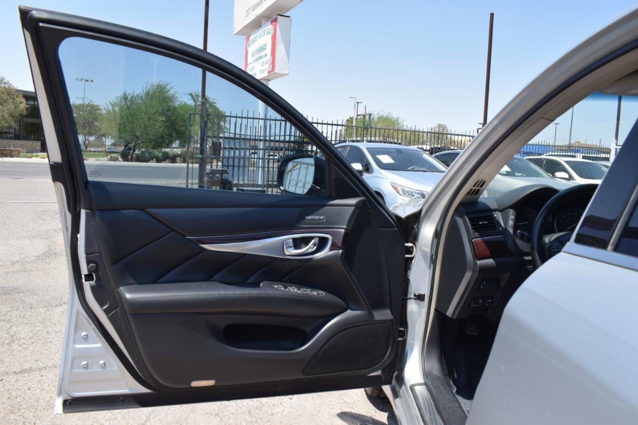 Infiniti Q70 3.7 2017