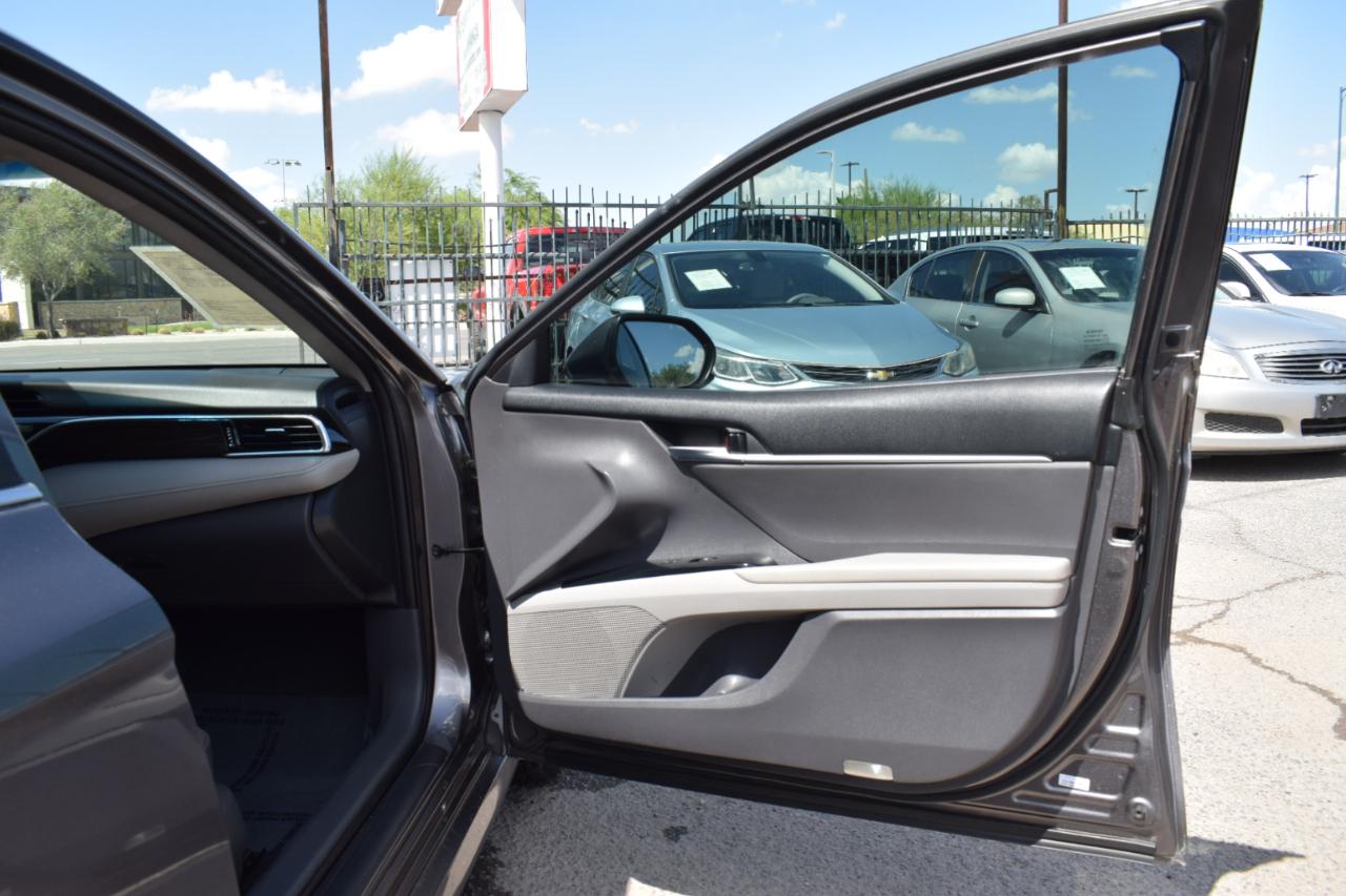 Toyota Camry LE 2018