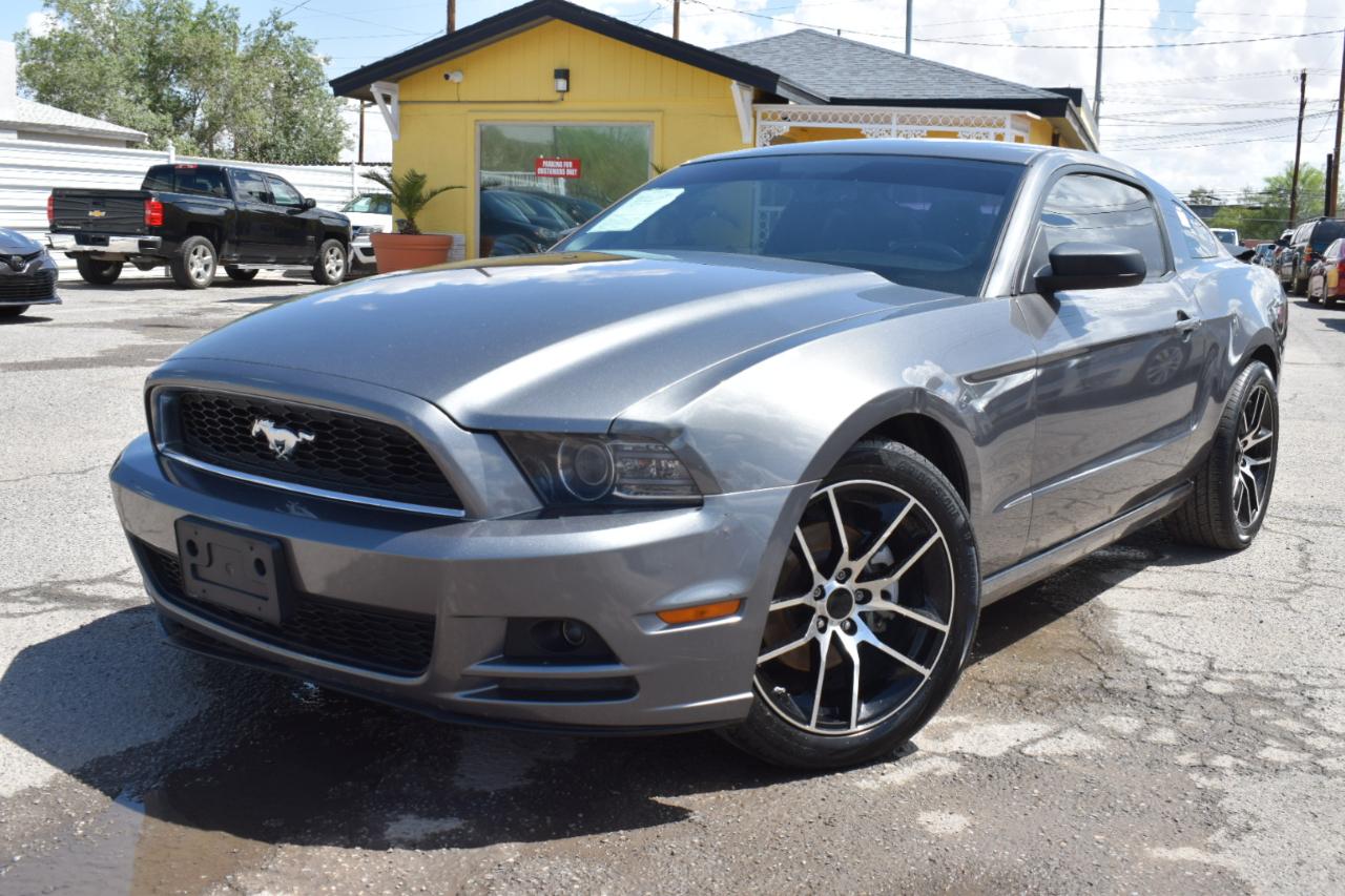 Ford Mustang V6 Coupe 2014