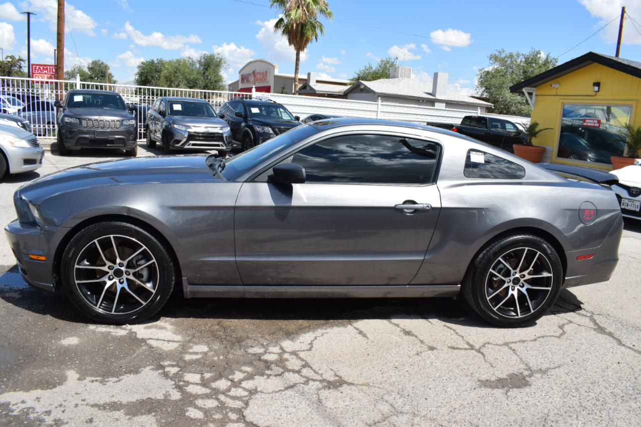 Ford Mustang V6 Coupe 2014