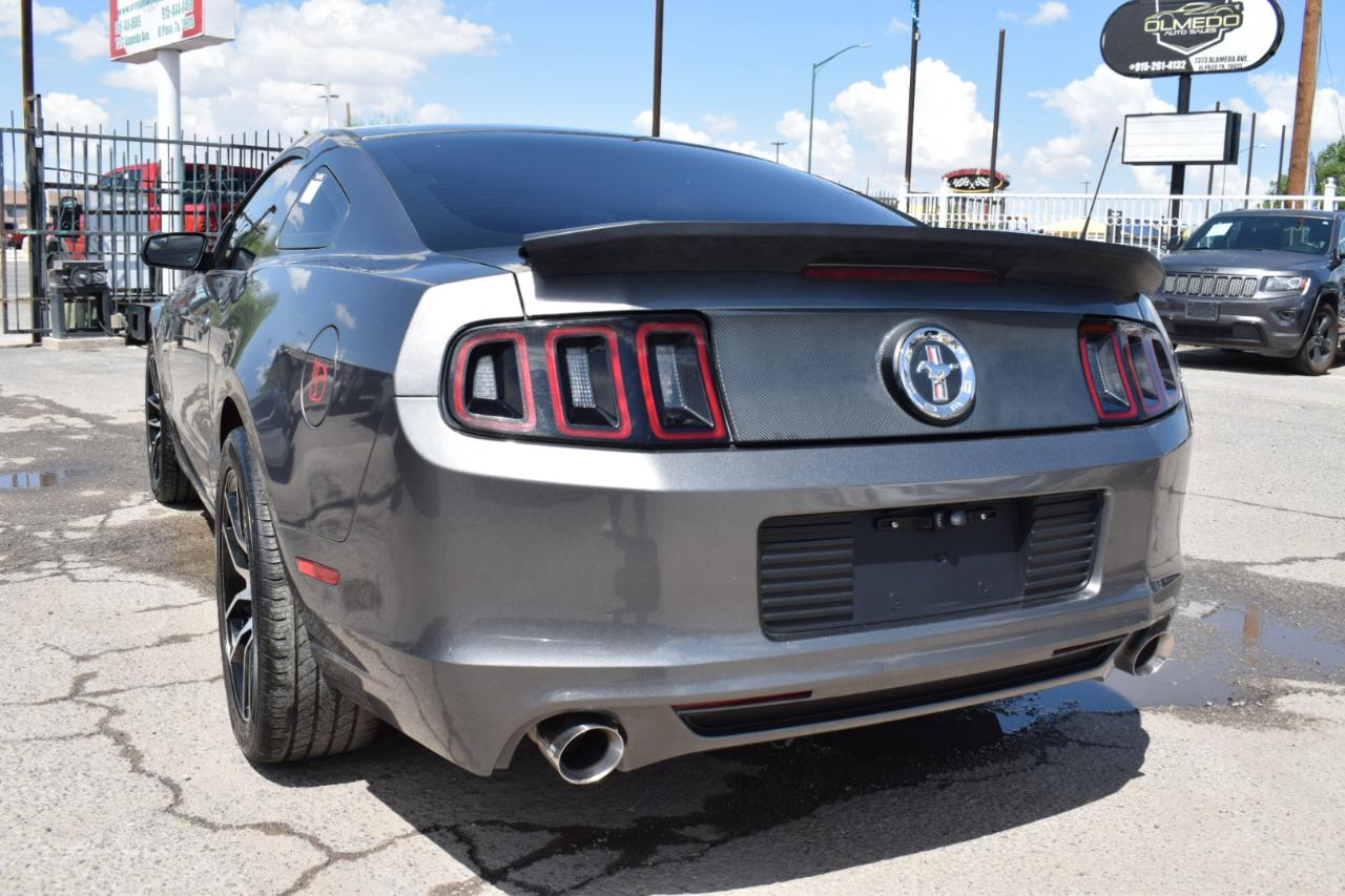 Ford Mustang V6 Coupe 2014
