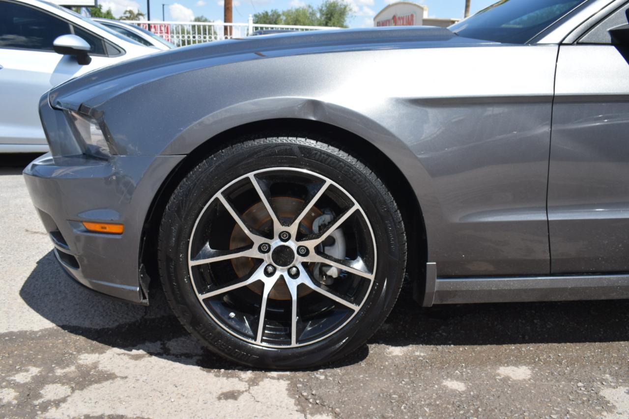Ford Mustang V6 Coupe 2014