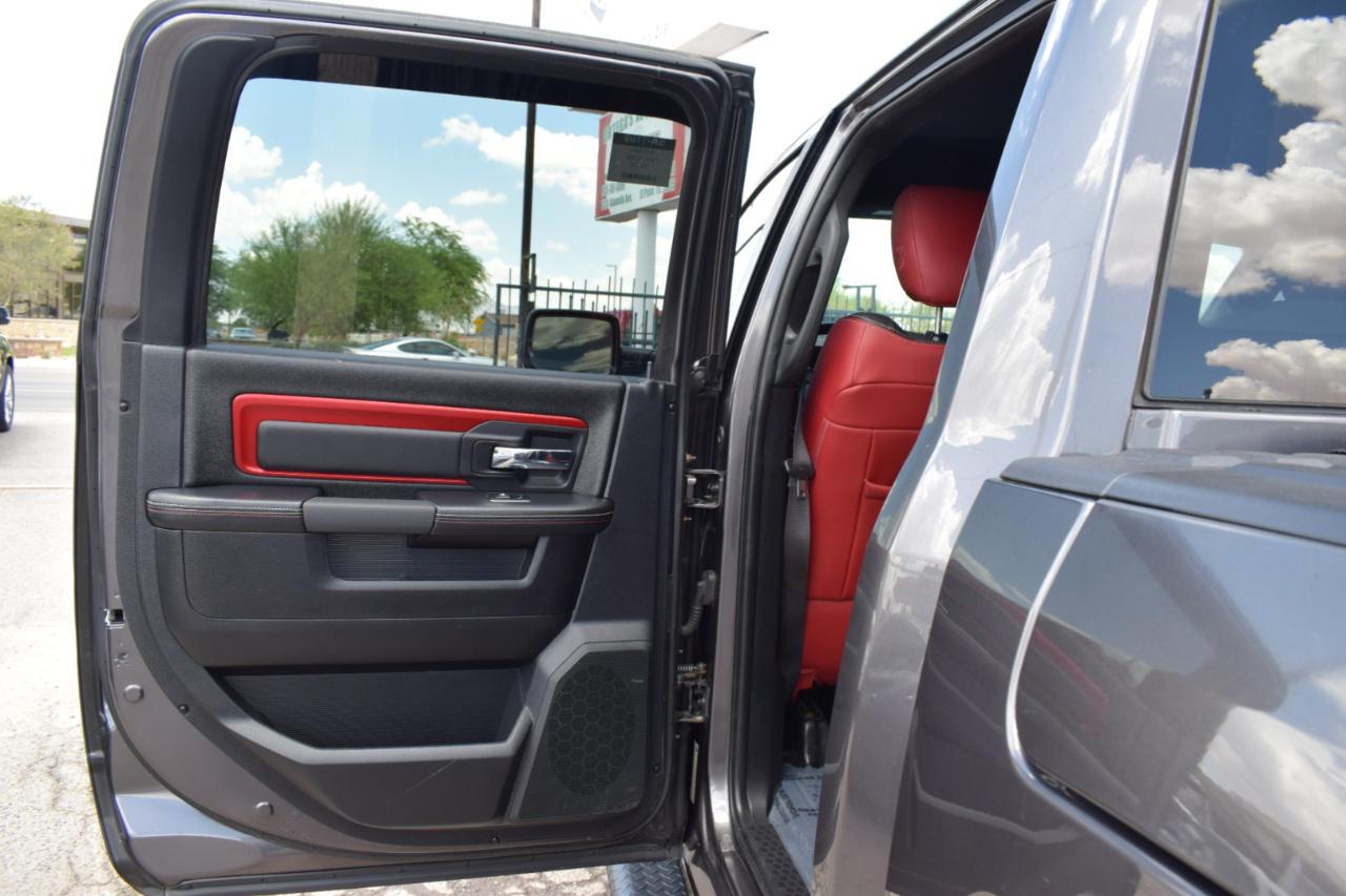 RAM 1500 Rebel Crew Cab SWB 4WD 2015