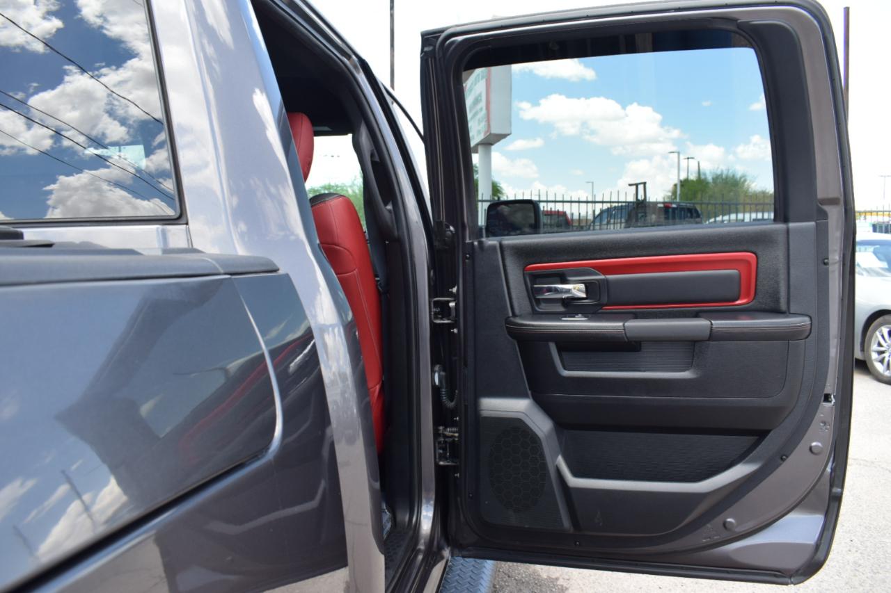 RAM 1500 Rebel Crew Cab SWB 4WD 2015