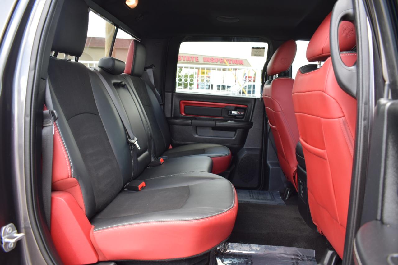 RAM 1500 Rebel Crew Cab SWB 4WD 2015