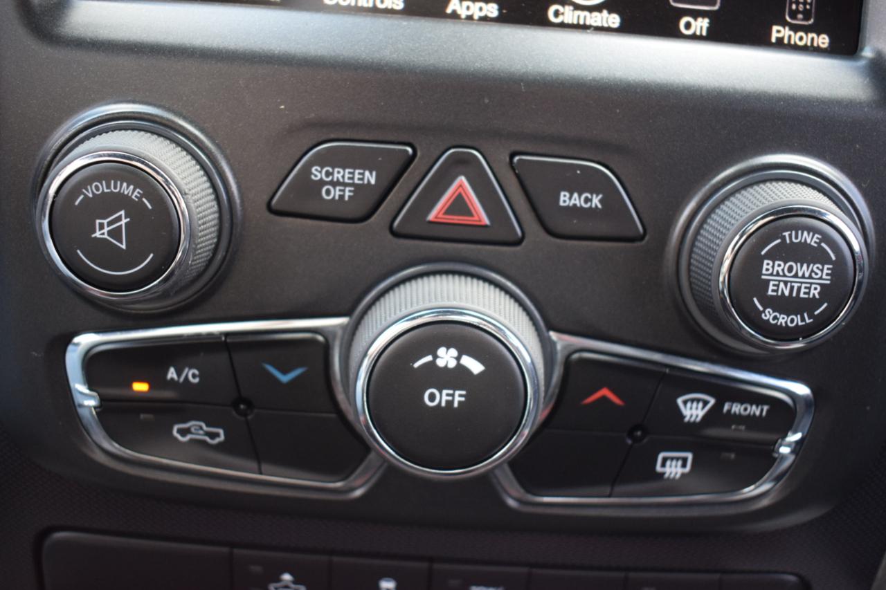 RAM 1500 Rebel Crew Cab SWB 4WD 2015